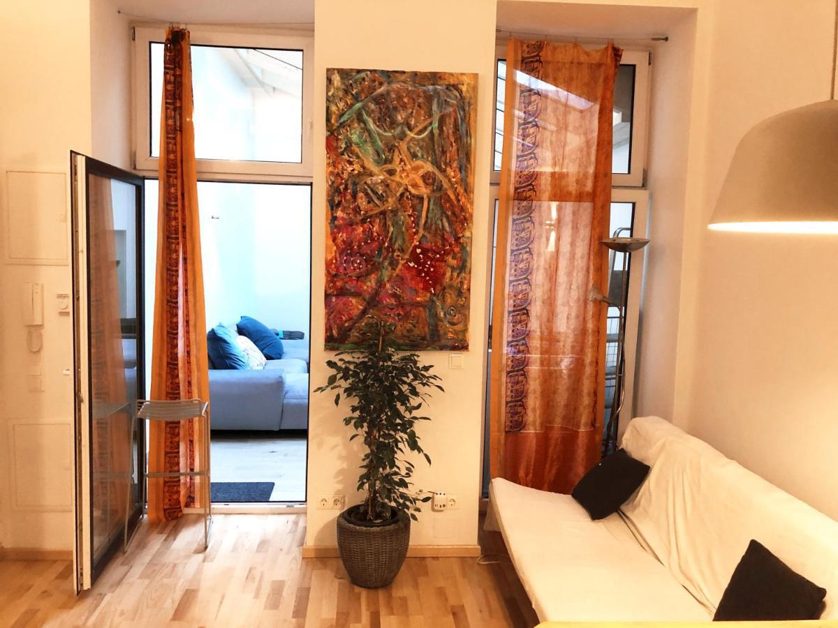 Stylish Loft Apartment City Center Виена Екстериор снимка